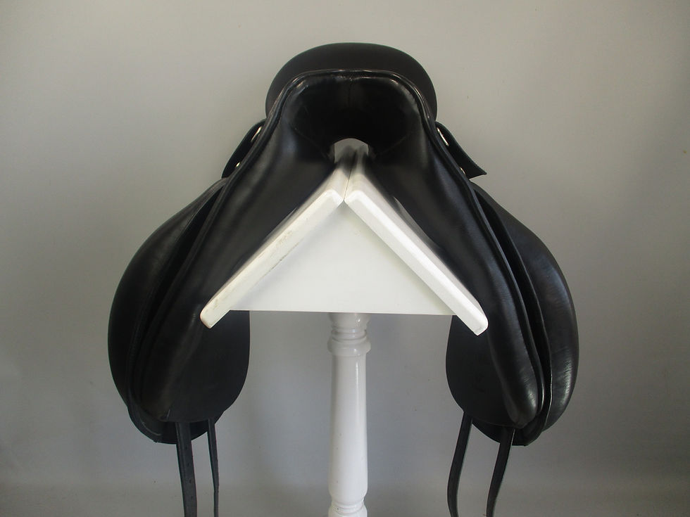 Thumbnail: Kieffer Lusitano Kur Dressage Saddle 17" M