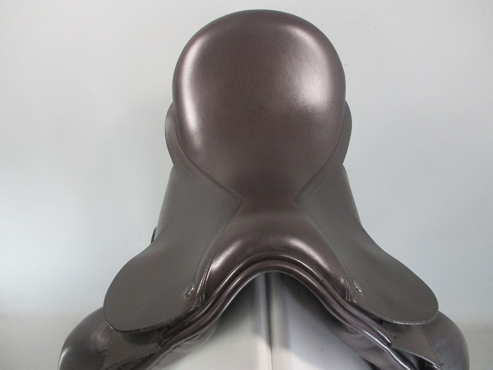 Thumbnail: County Fusion Dressage Saddle 17" W *BROWN*
