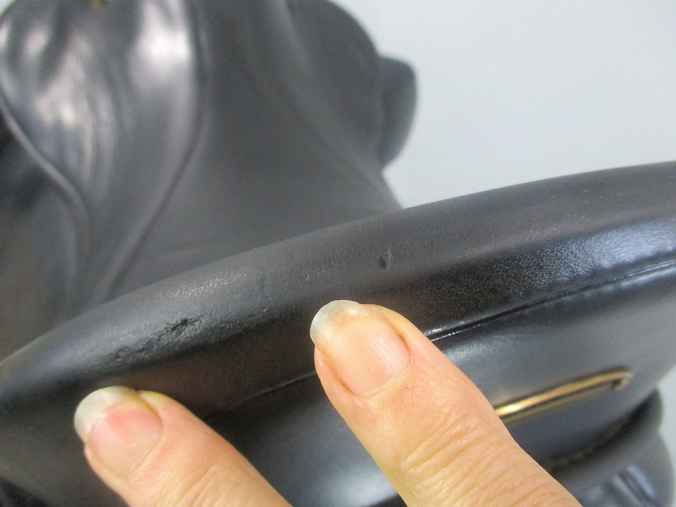 Thumbnail: Hennig MFT Dressage Saddle 18" MW