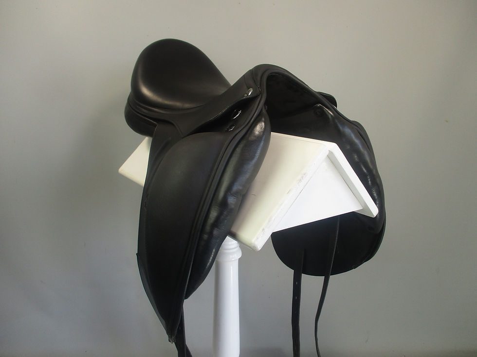 Thumbnail: Prestige Verona Monoflap Dressage Saddle 18" MW