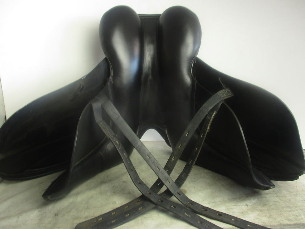 Thumbnail: Kent and Masters Surface Block Dressage Saddle 17.5"