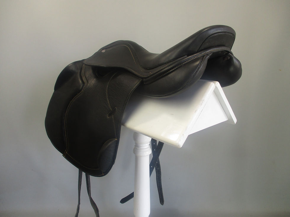 Thumbnail: Cavaletti Monoflap Jump Saddle 17"