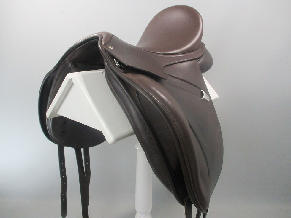 Thumbnail: Bates Isabell Dressage Saddle 17"