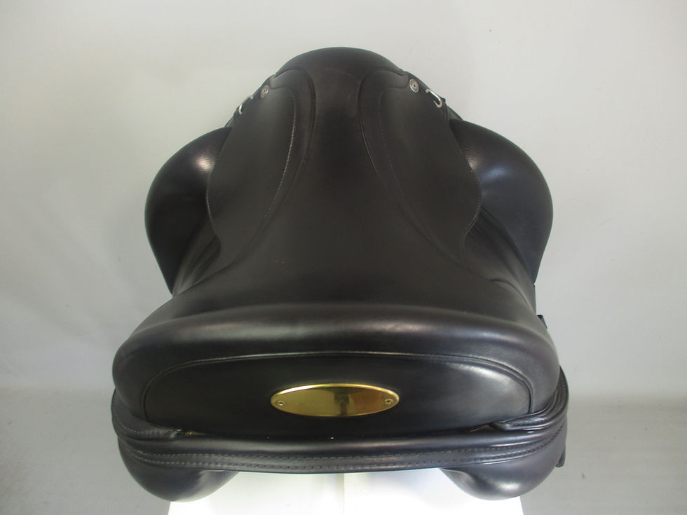 Thumbnail: Equipe Viktoria Dressage Saddle 17"  +1/MW