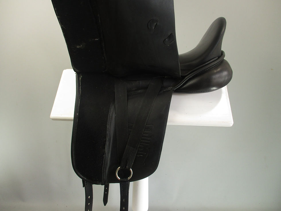 Thumbnail: Hennig Dressage Saddle 17" W-XW