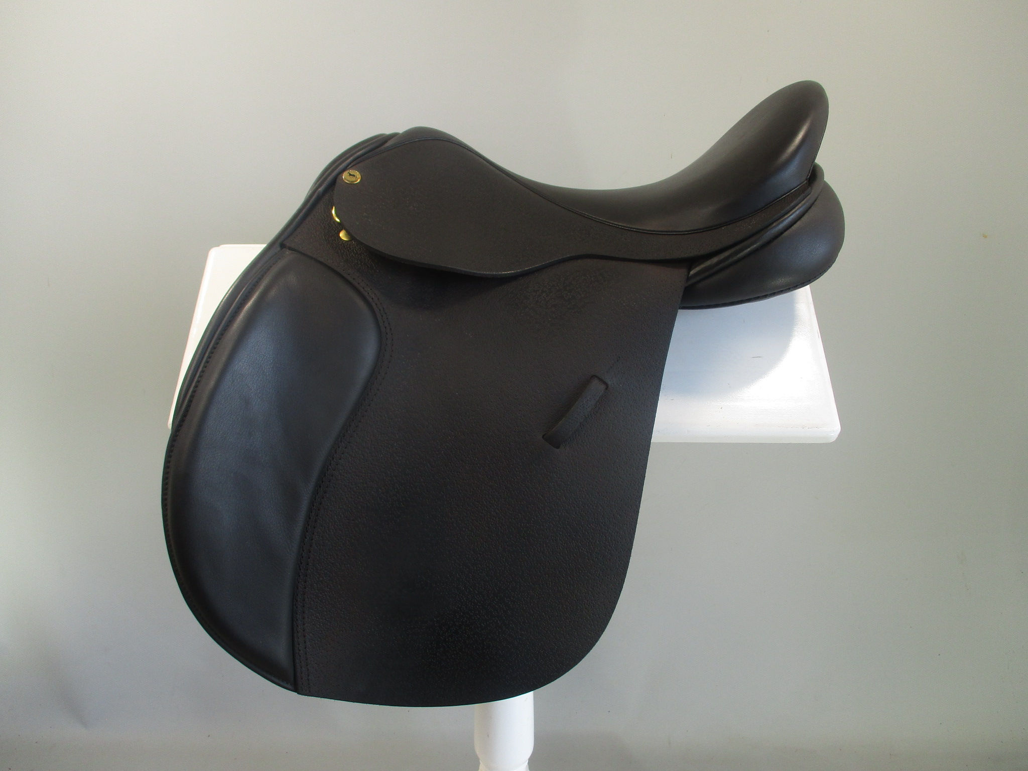 Black Country GP Event Saddle 17" W *BROWN*