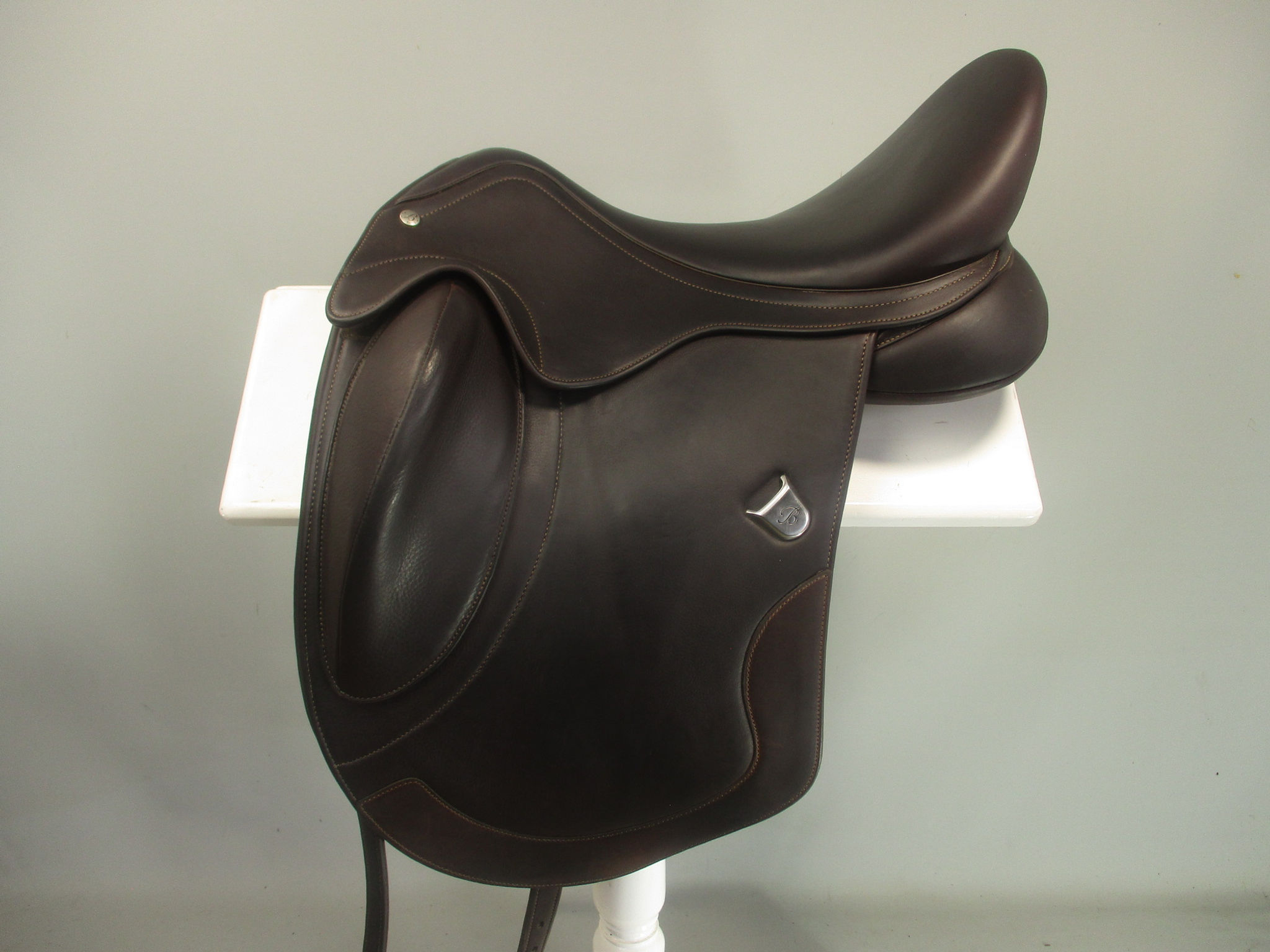 Bates Artiste Mono Dressage Saddle 16.5" - 17" (Size 0) *BROWN*