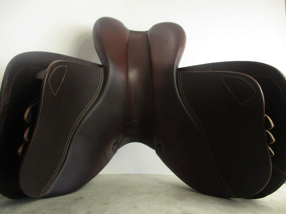 Thumbnail: Collegiate Triumph Jump Saddle 17"