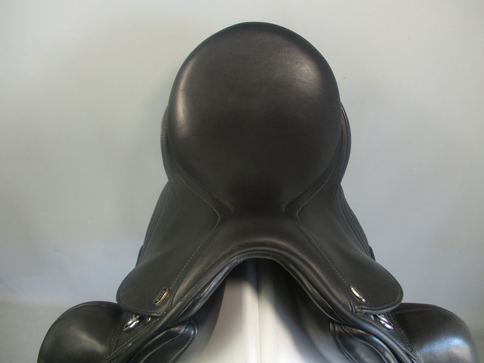 Thumbnail: PDS Delicato Monoflap Dressage Saddle 17.5"