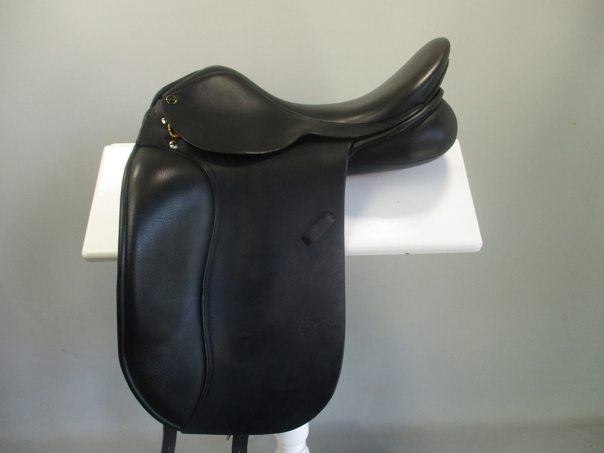 Trainers Jessica Pro Dressage Saddle 16.5"