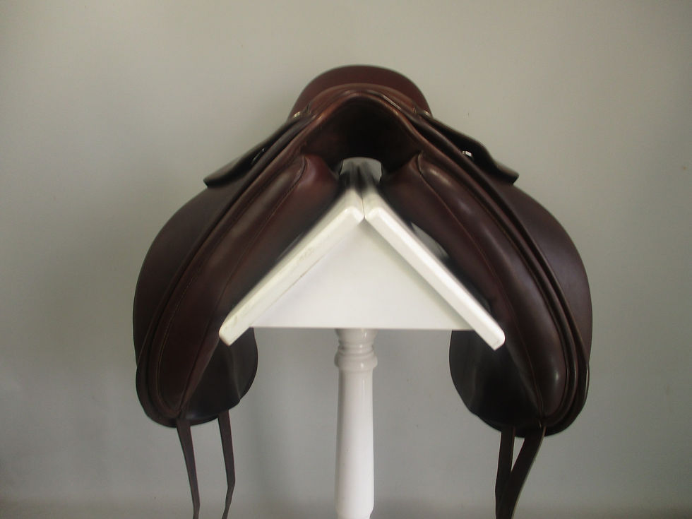 Thumbnail: Bates Innova Dressage Saddle 17" - 17.5"  (size 1)