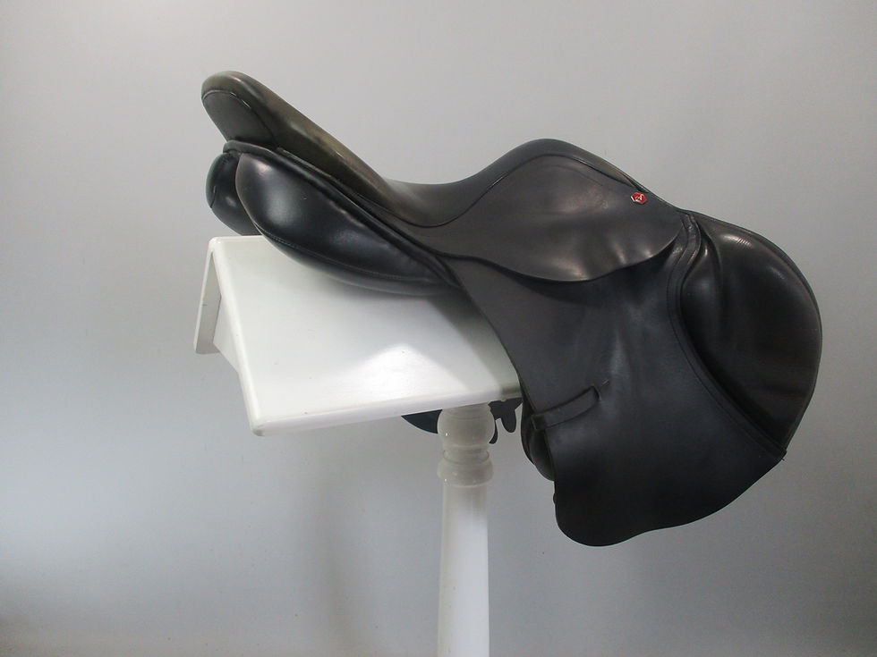 Thumbnail: Albion Kontrol Jump Saddle 17.5" W