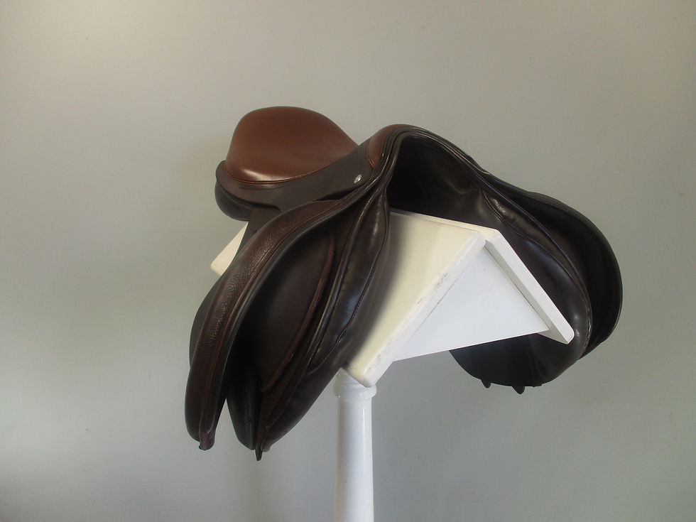Thumbnail: Loxley Jump Saddle 17" M/MW
