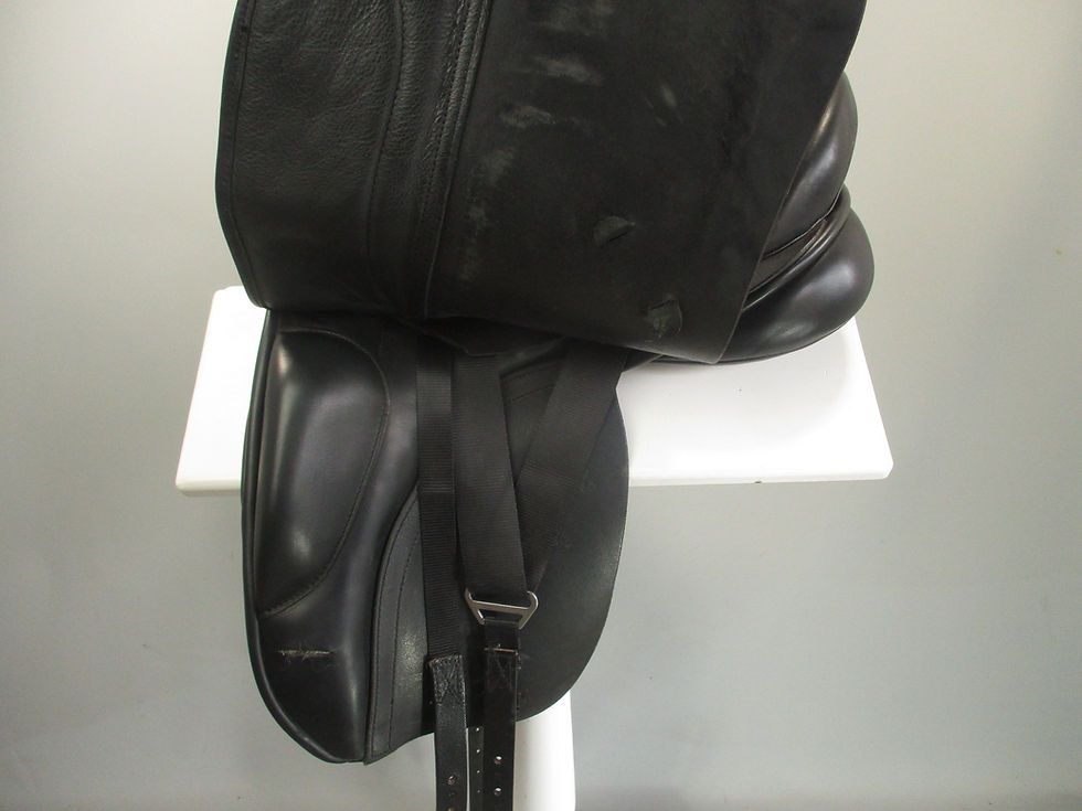 Thumbnail: Ideal Tonisha Dressage Saddle 17" MW/W
