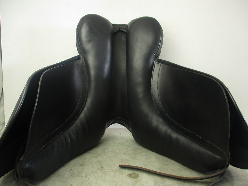 Thumbnail: Black Country Eloquence Dressage Saddle 17.5" MW