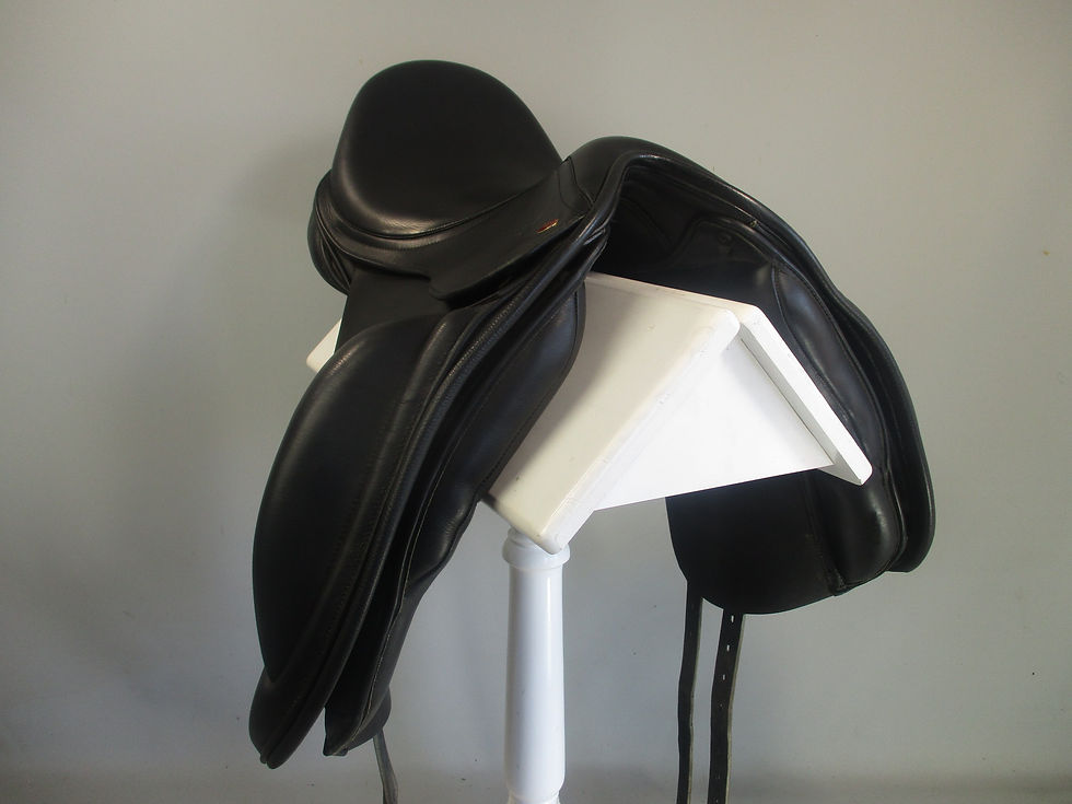 Thumbnail: Kent and Masters Surface Block Dressage Saddle 17.5"