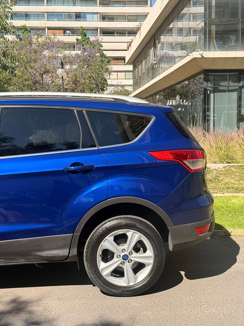 Miniatura: Ford Escape - 2017