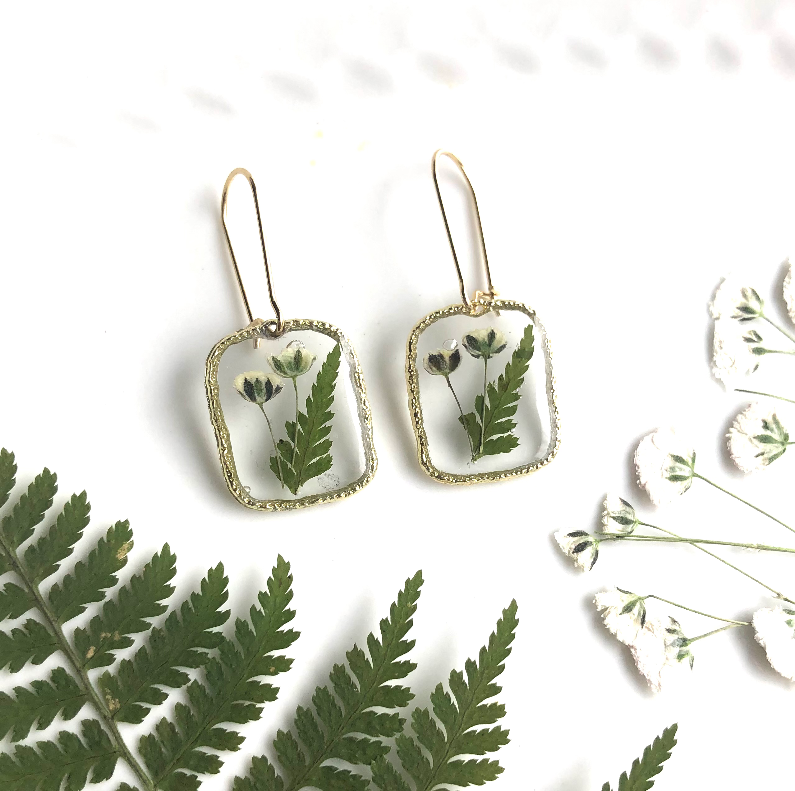 B. d'oreilles Fougère/Souffle bébé-or (P)/Fern+Baby's Breath Earrings-Gold (S)