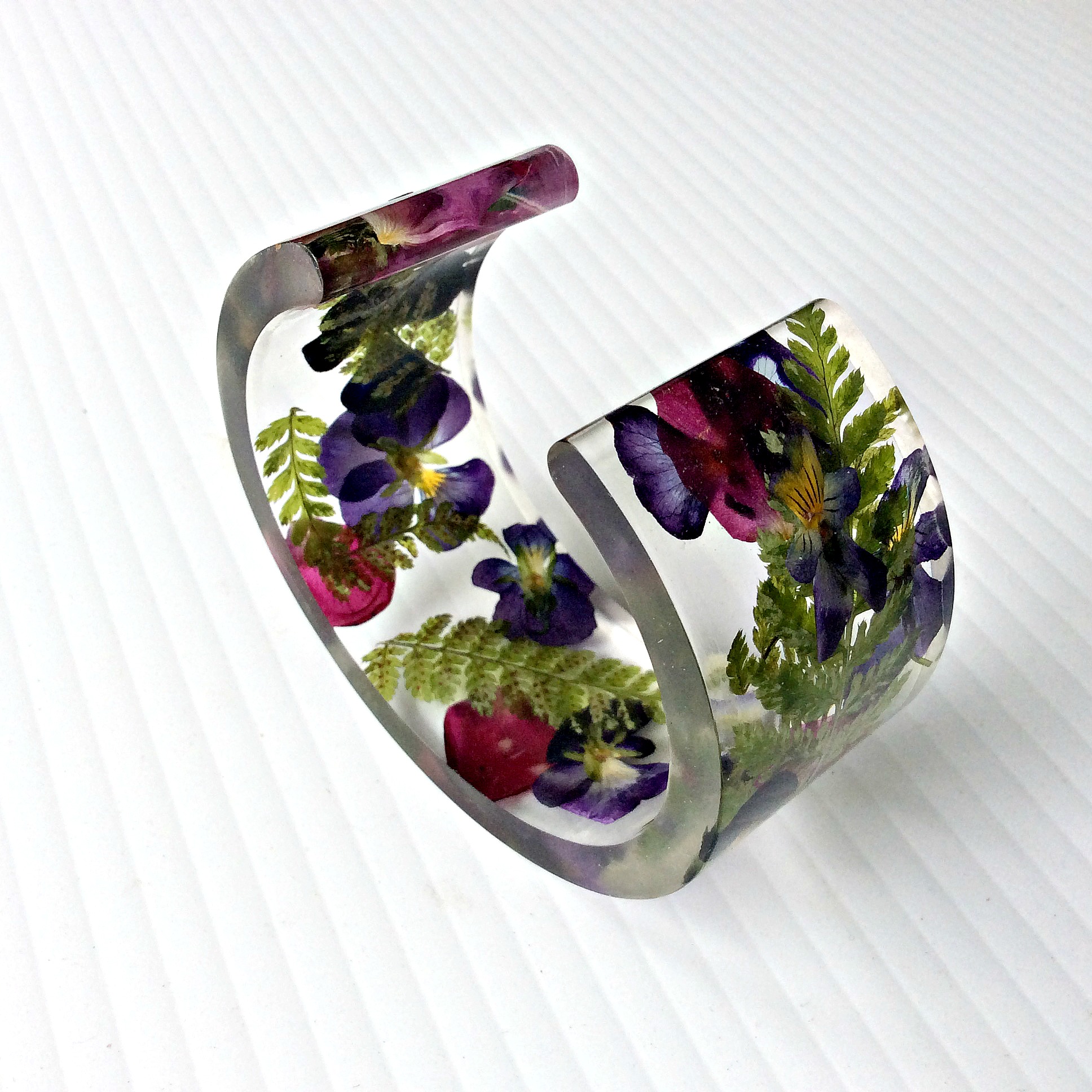 Bracelet fougères et fleurs (grandeur universelle)-Ferns & Flowers bangle