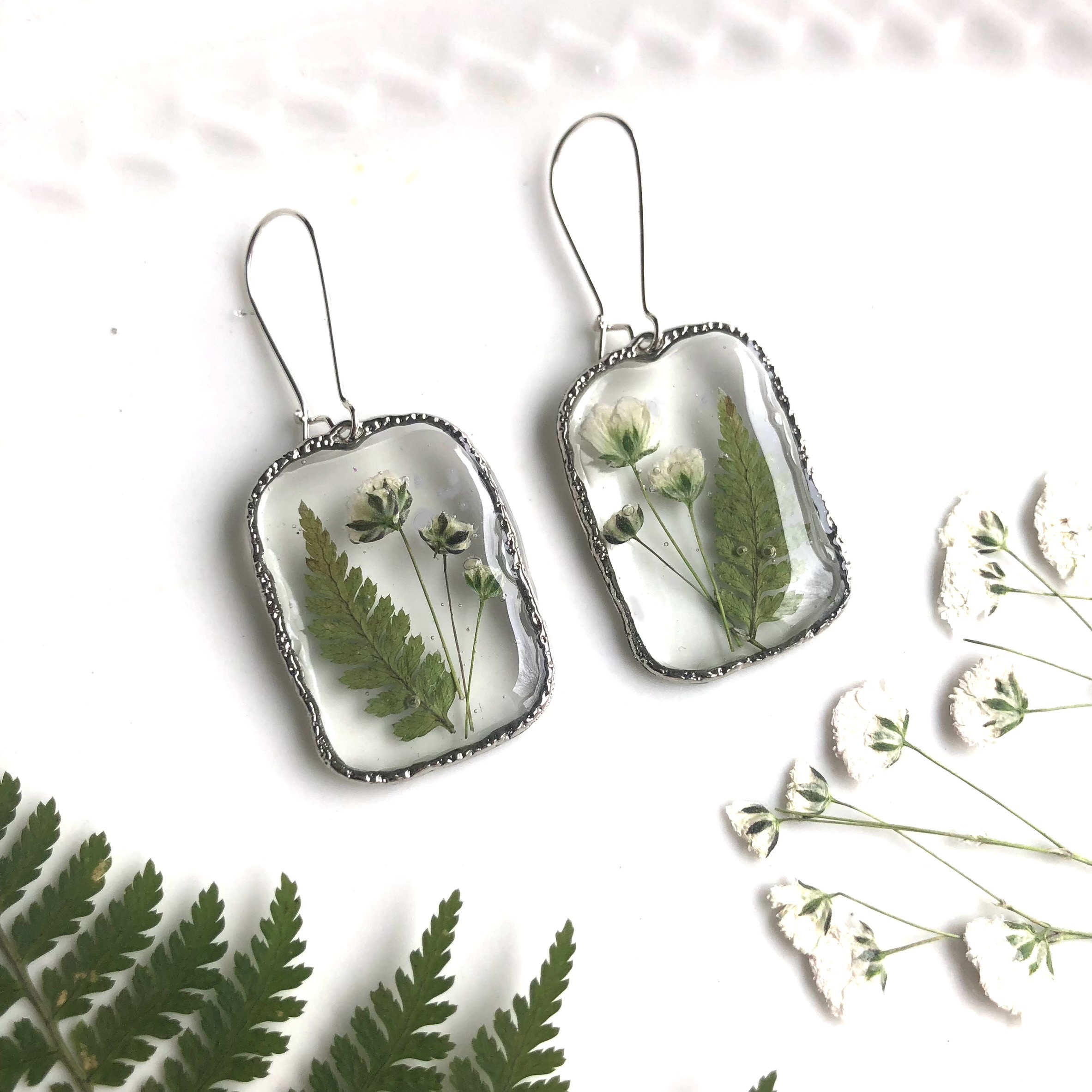 B. d'oreilles Fougère/Souffle bébé-Rect-Inox (G)-Fern+B. Breath-Rect-S.Steel (L)