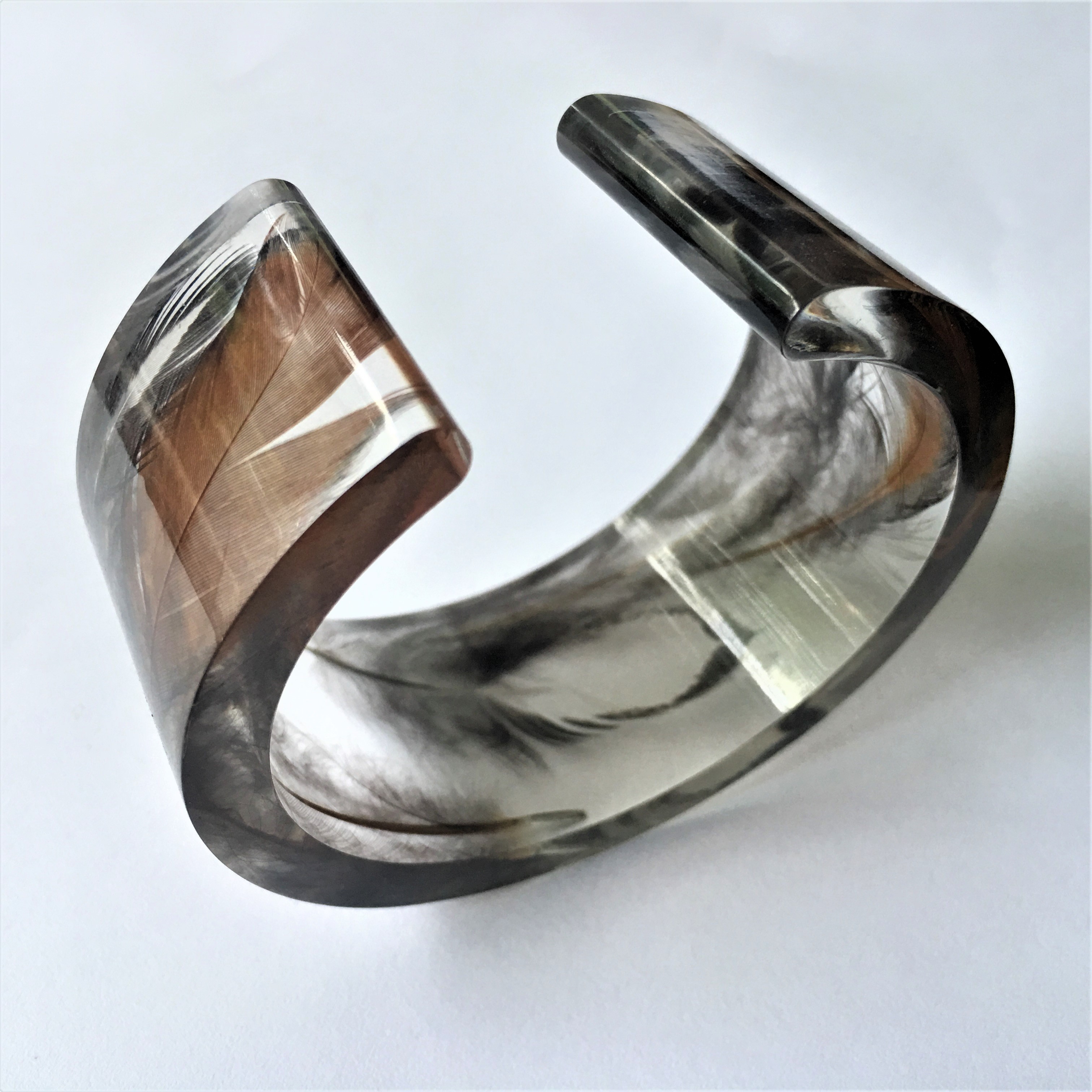 Bracelet résine plumes (format universel)-Feathers resin bangle (universal size)
