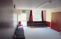 COMMITTEE ROOM