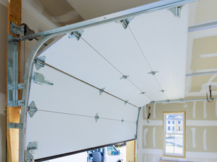 Garage Door Repair Abbotsford: What Local Homeowners Call About Before Small Problems Get Expensive