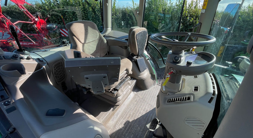 John Deere 6155R inside