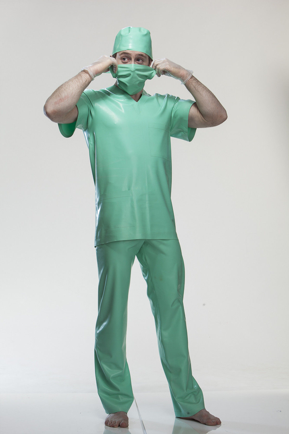 latex scrubs set and accessories