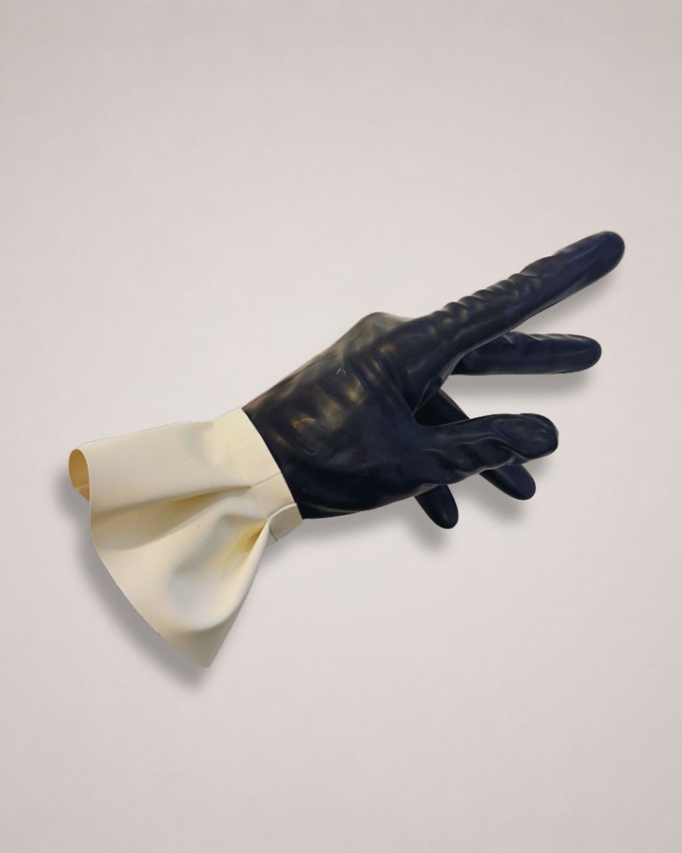 seamless latex gloves with ruffle cuff