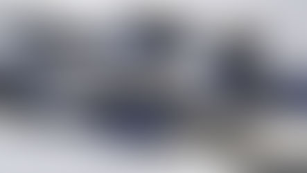 アイボリー、青の器