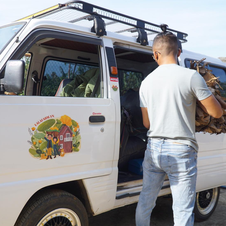 An ơi, bán đất ko em? Có người hỏi mua đất nhà mày đó!