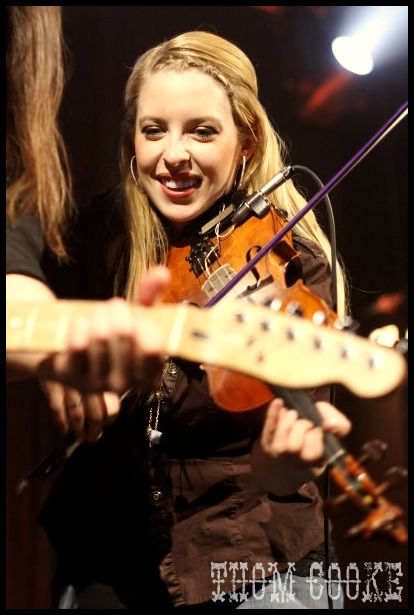 Performing with the Divorcees