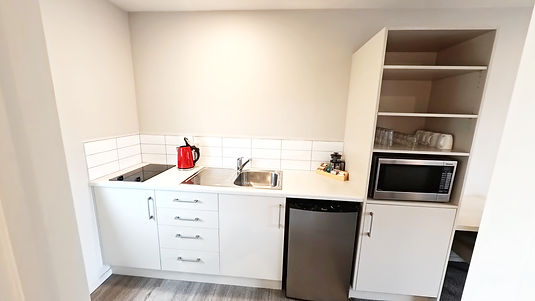 Kitchen 1.jpg