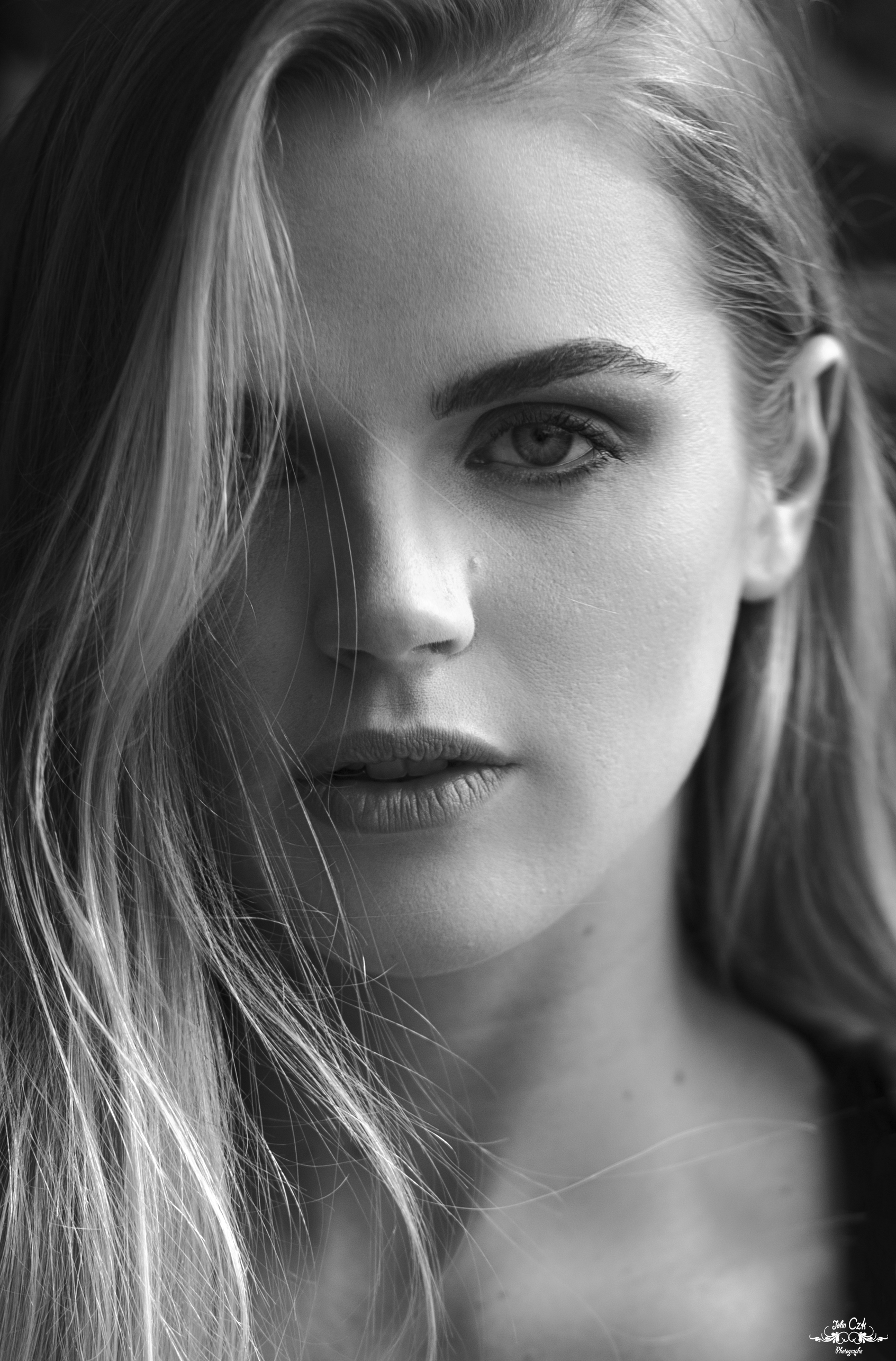 Charlotte Buret