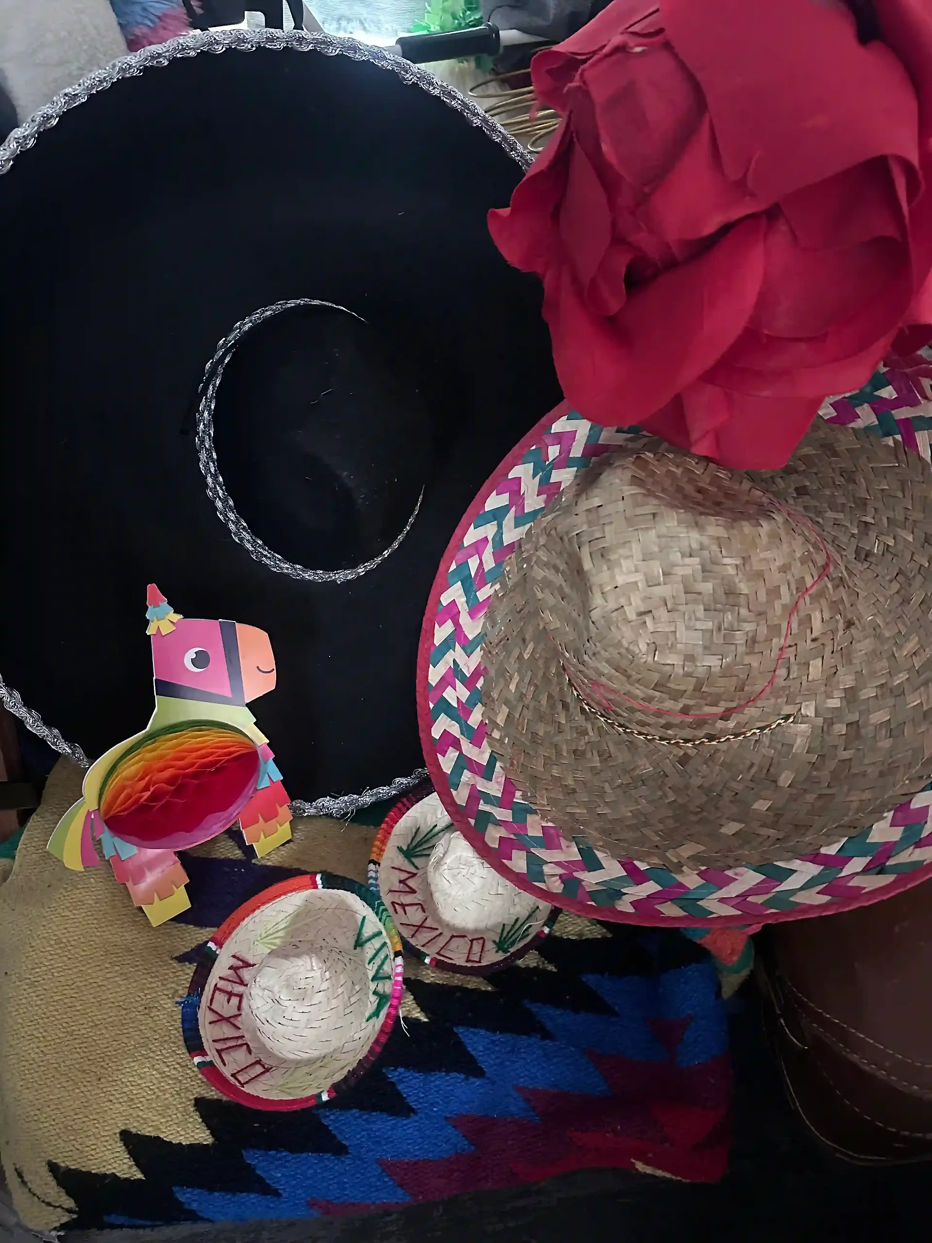 Various fiesta themed props
