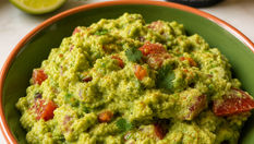 Coconut & Lime Guacamole