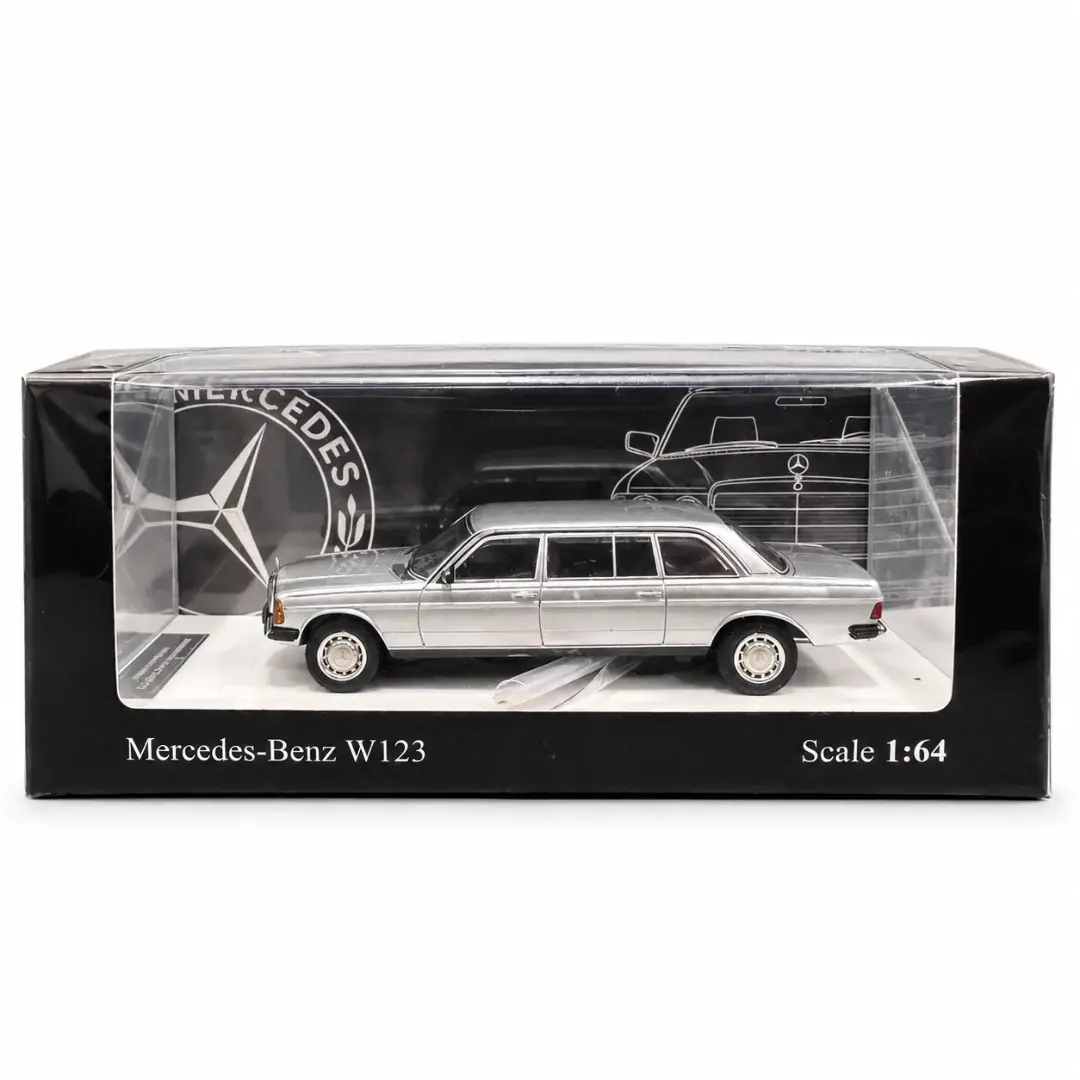 GOC Mercedes-Benz W123 Silver 1:64 Scale Die-Cast Model Car