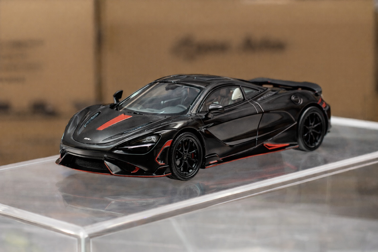 MASSDI 1:64 McLaren 765T-BLACK