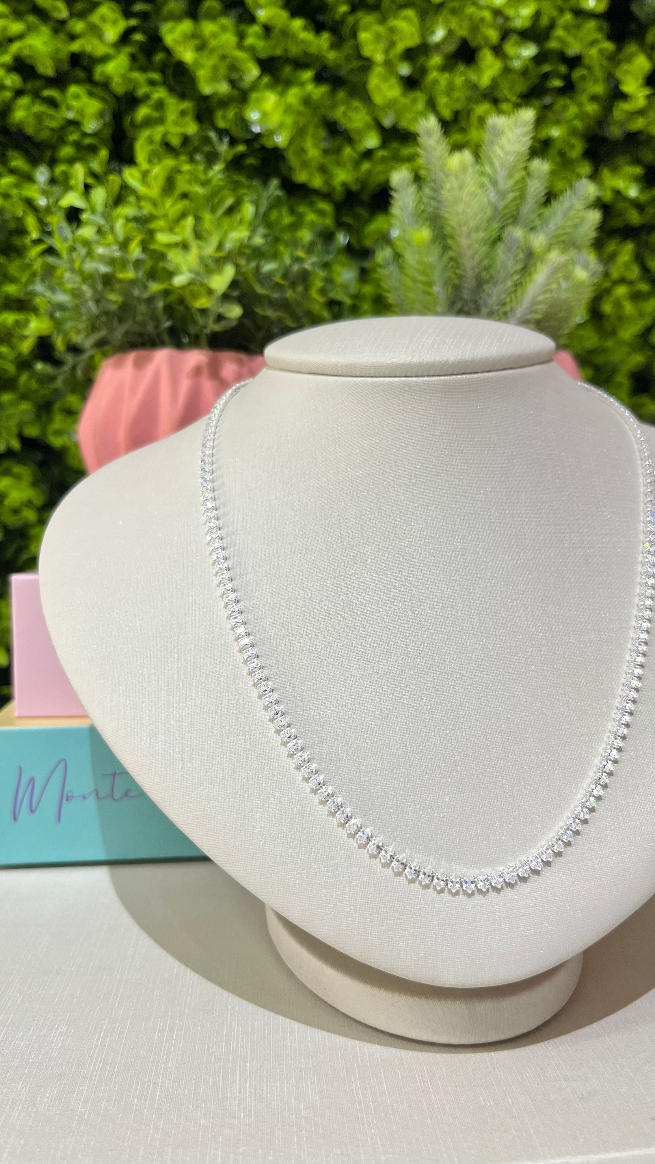 Chocker Riviera duas pontas 