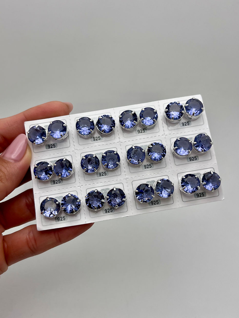 Miniatura: Brinco ponto de luz 10mm cravação inglesa cores