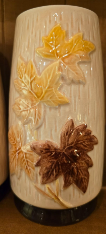 Thumbnail: A Pair Of Vintage Art Deco 1930's - 40's Sylvac Pottery Leaf Design Vases