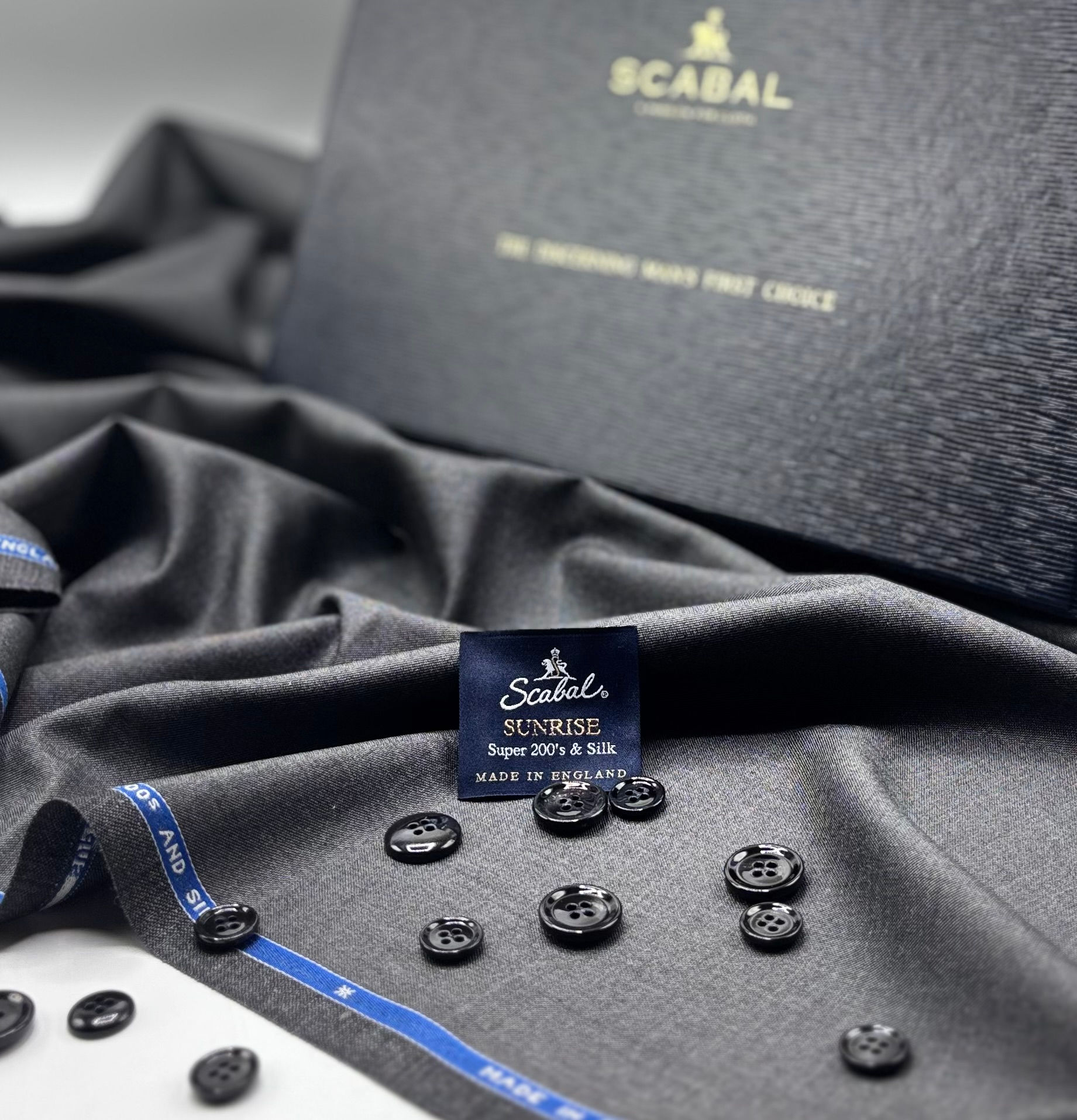 Grey Super 200s Wool & Silk Textile Fabric By Scabal - 3.50 Meters