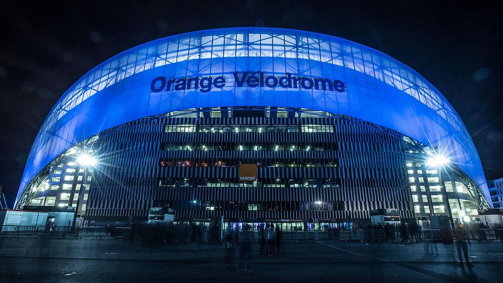 Thumbnail: Orange Vélodrome Scale Model