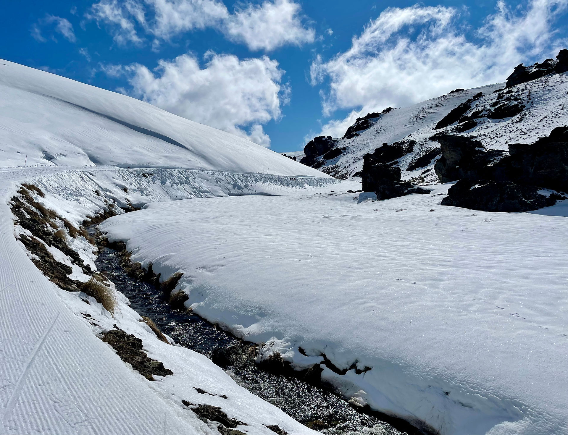 Roaring Meg, Snow Farm