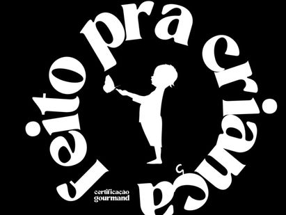 CRIANÇAS NOS RESTAURANTES