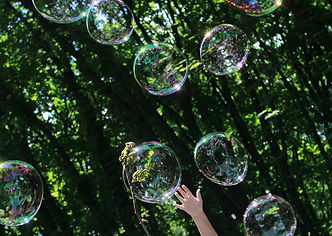 child-plays-soap-bubbles-event-support-a