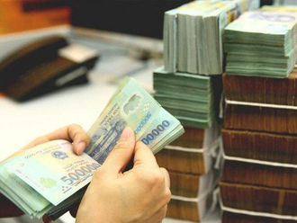 Lãi suất liên ngân hàng lên đỉnh 10 năm