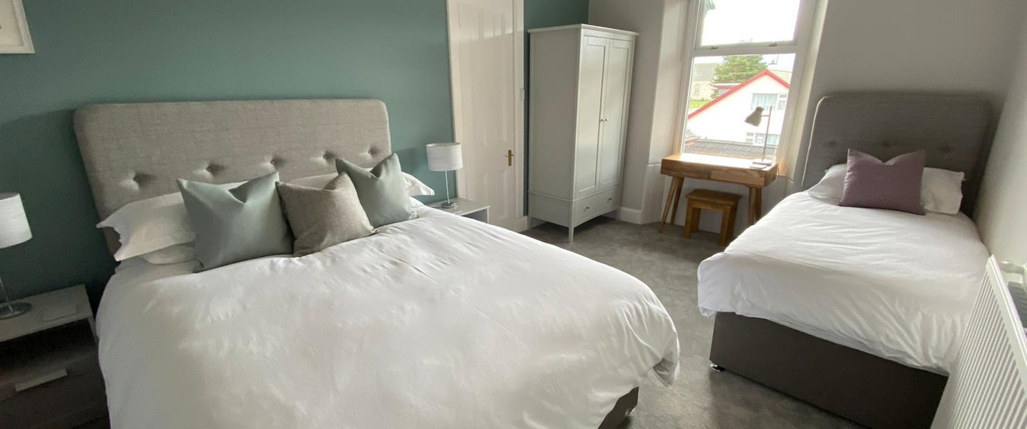 large family room, kingsize bed and single bed in cairngorm guest house aviemore