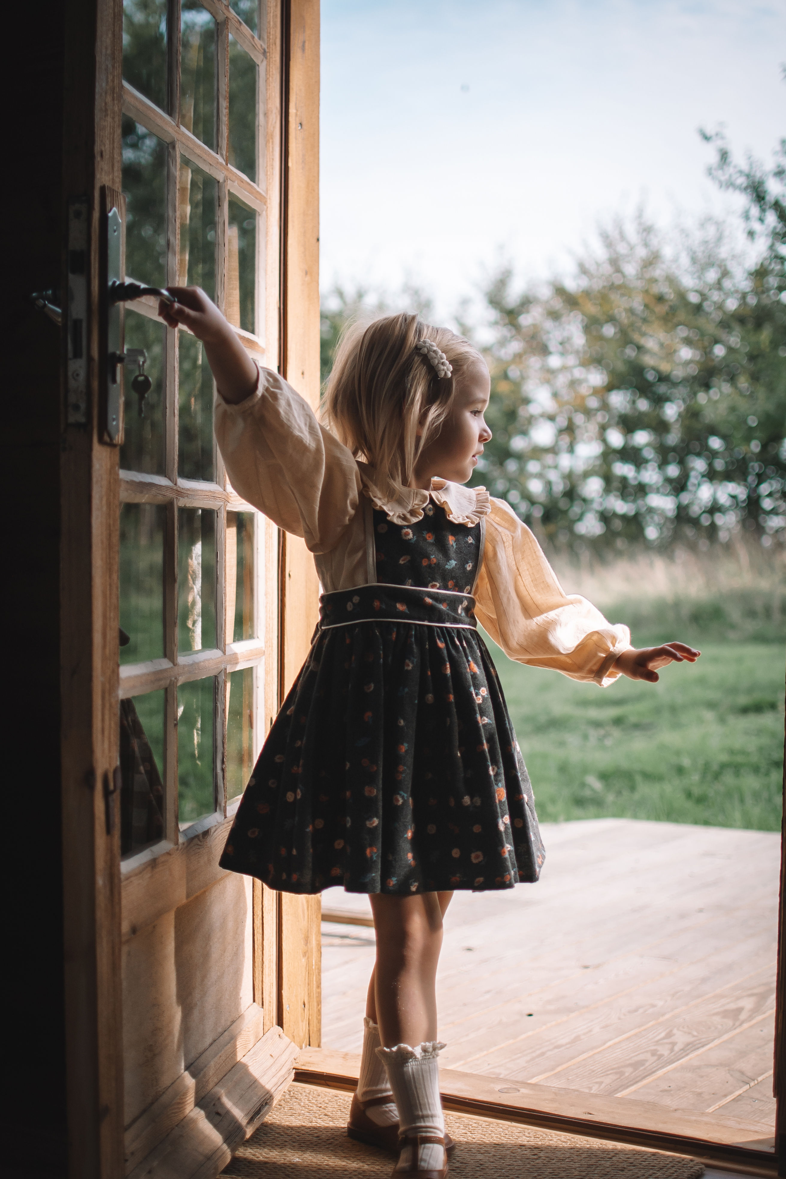 Robe Kate, noire fleuri